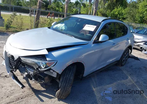 2022 Alfa Romeo Stelvio Sprint Rwd z USA, uszkodzony, nr VIN ZASPAJANXN7D47000